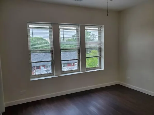 7-11 S Chester Avenue, 11 S Chester Ave #B52f8f1df, Park Ridge, IL 60068