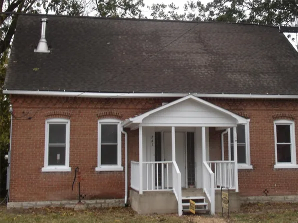 241 N Main St, New Minden, IL 62263