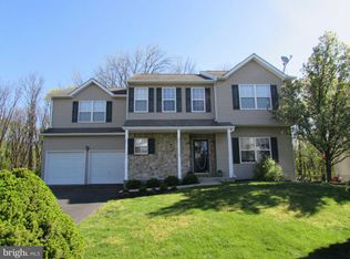 1528 Aspen Dr, Pottstown, PA 19464