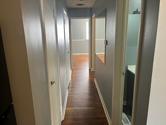 2nd image of 322 S Gray St #322