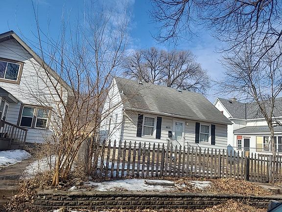 3rd image of 4651 Aldrich Ave N