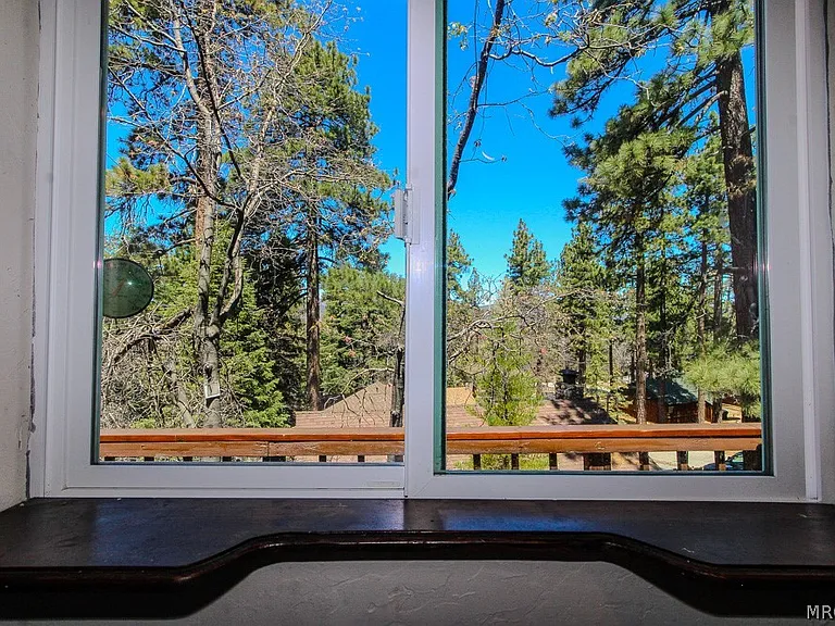 1208 Aspen Dr — Photo 9