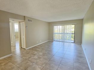 1750 N Congress Ave APT 405, West Palm Beach, FL 33401
