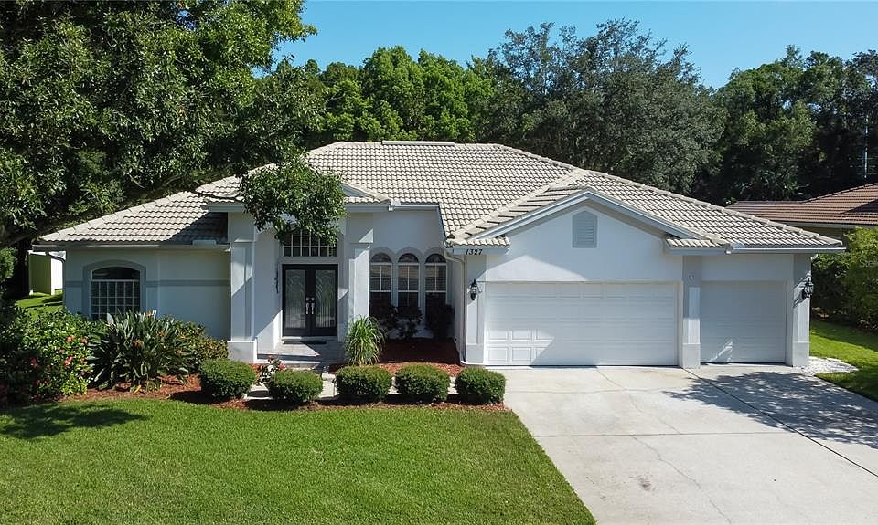 1st image of 1327 Kings Way Ln