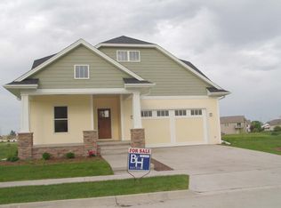1832 Richmond Ln, Iowa City, IA 52245