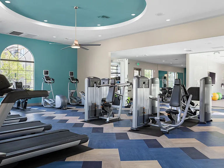 Mountain Gate & Mountain Trails — Photo 9