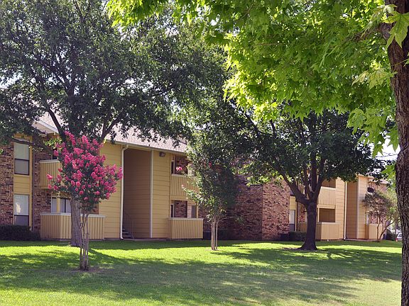 Wintergreen Place Apartments Exterior