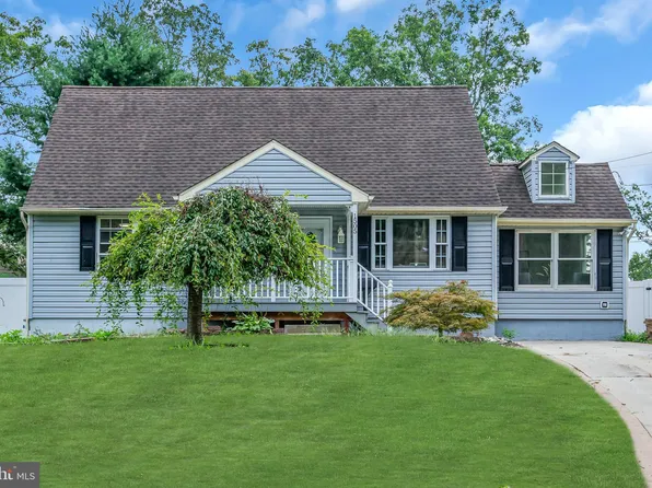 1505 Pine St, Pine Hill, NJ 08021