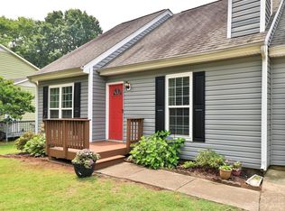 10429 Camelback Cir, Charlotte, NC 28226