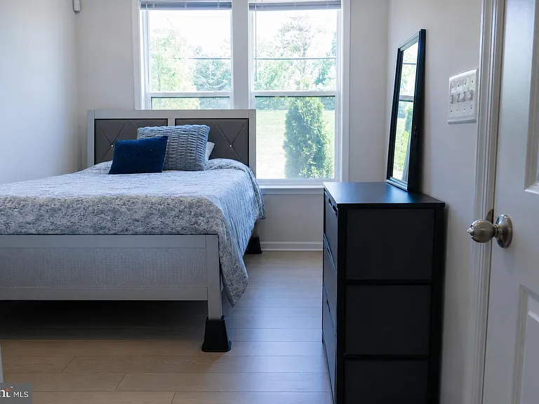 4841 Vista Green Ln — Photo 2