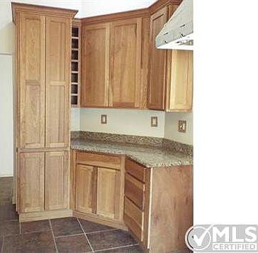 5th image of 8495 Neptune St