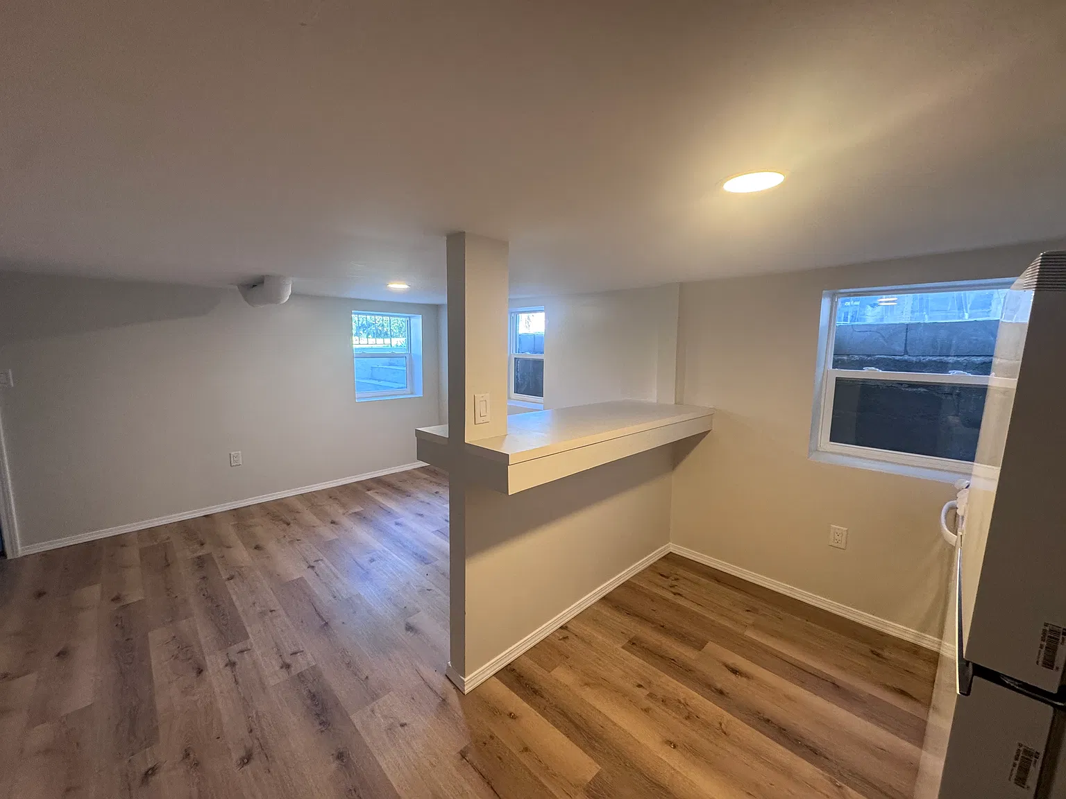 4915 Davenport St — Photo 3