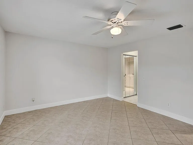 3747 E Valley Green Dr — Photo 23