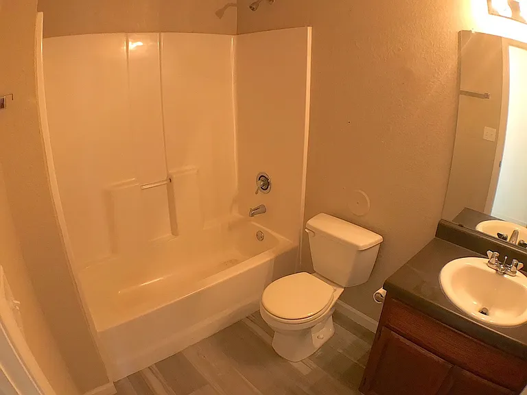 14203 Poets Rock Ln — Photo 17
