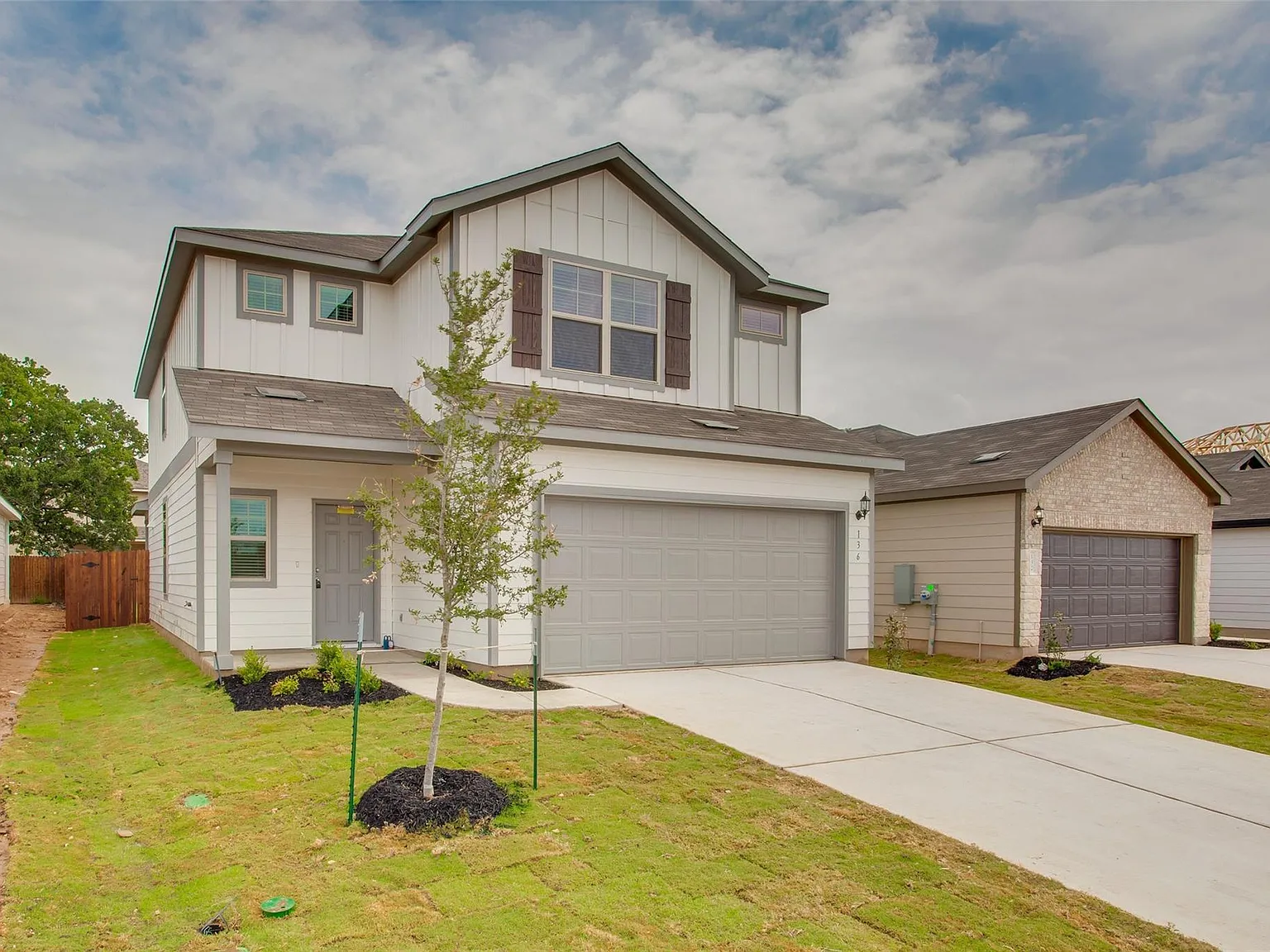 4 bed, 3.0 bath, 2034 sqft, $1,995 — Photo 3