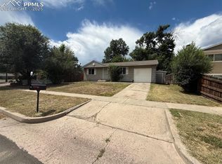 806 Querida Dr, Colorado Springs, CO 80909