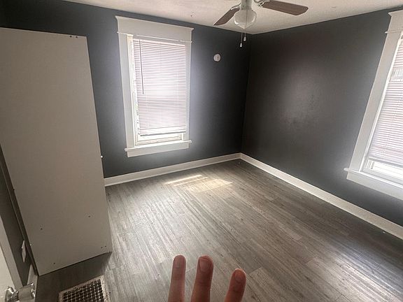 5th image of 115 N Wheeling Ave