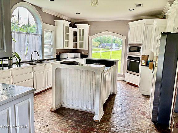 4th image of 8519 Pettit Rd