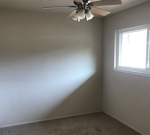 3rd image of 2187 Carlmont Dr APT 17