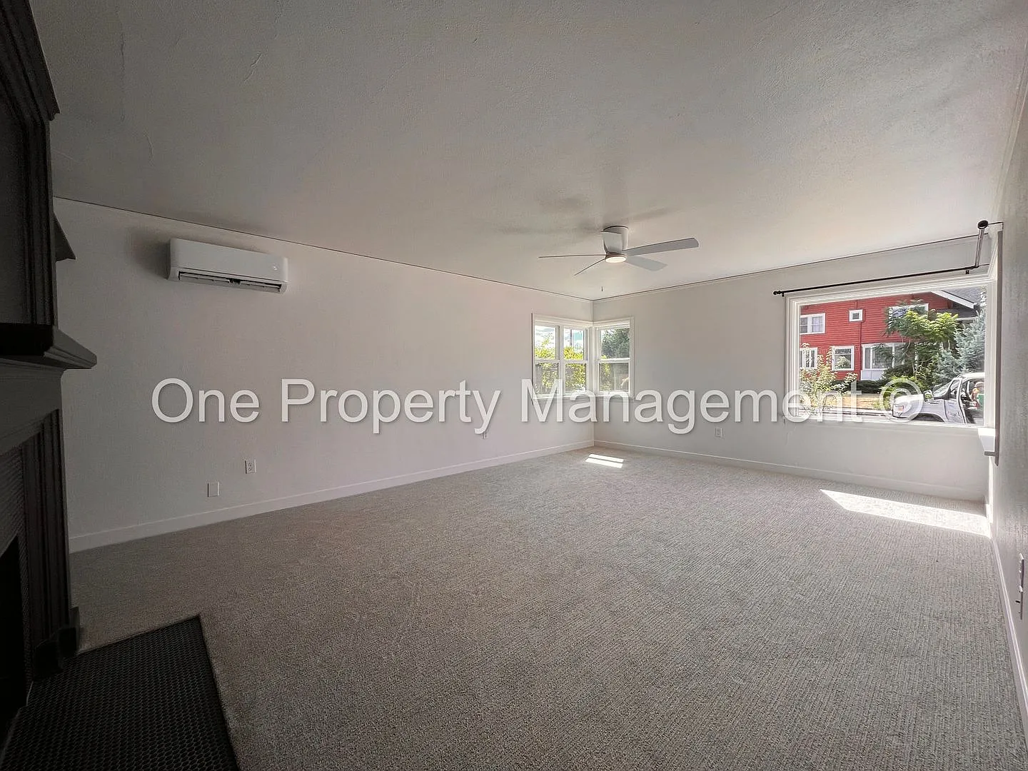 Renovated 3+ Bedroom Charmer Near Downtown — Photo 2