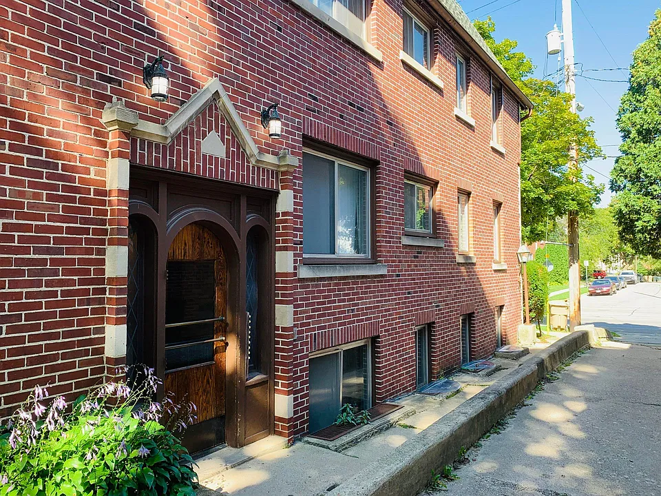 2019 University Ave
