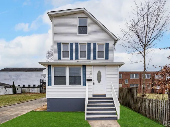 40 Water St, South River, NJ 08882