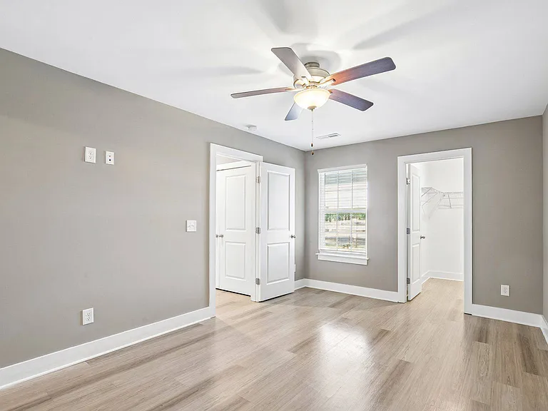 South Maple Townhomes — Photo 15