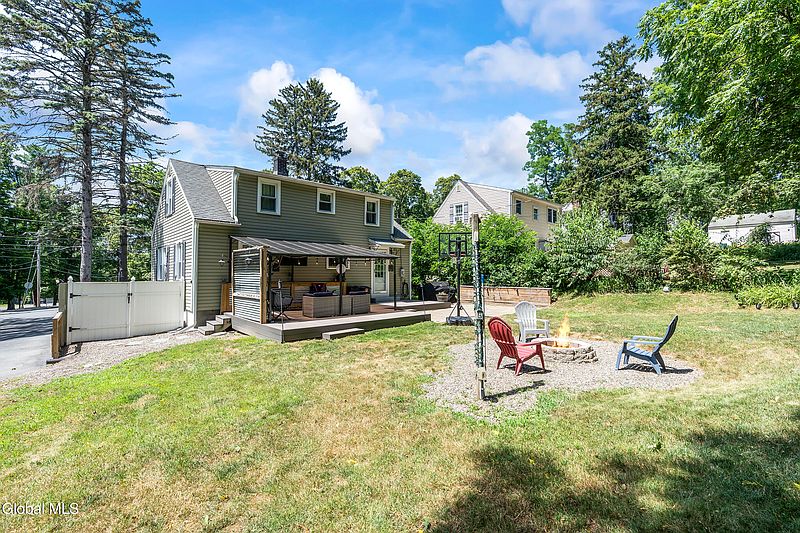 2nd image of 1729 Tibbits Avenue