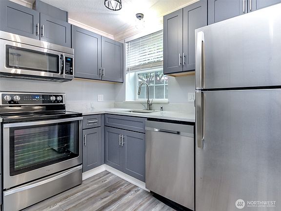 5th image of 23410 18th Avenue S #B102