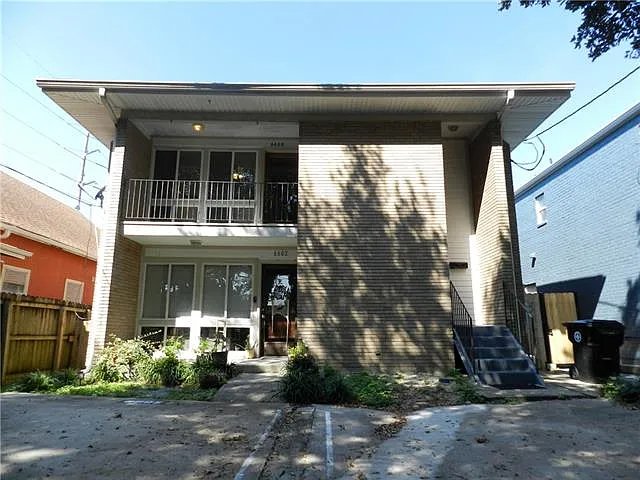6600 Bellaire Dr