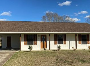 100 Belle Cir, Columbus, MS 39702