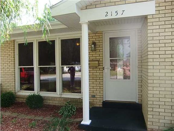 2nd image of 2157 E Florida St