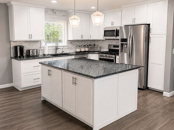 3rd image of 3856 Cinnabar Dr
