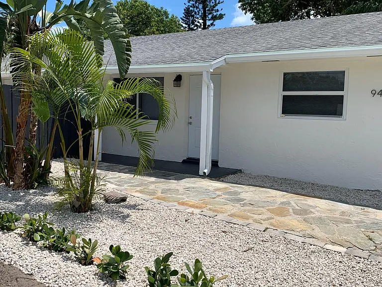 9464 Sun Ct #S — Photo 3