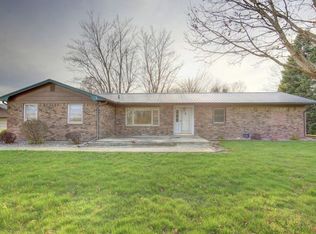 20010 N 960 East Rd, Oakwood, IL 61858