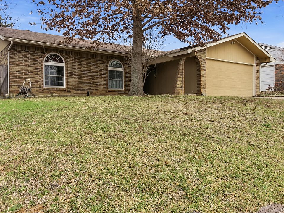 1st image of 4217 Glen Pines Dr