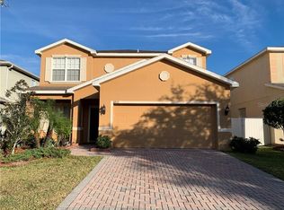 8810 Cameron Crest Dr, Tampa, FL 33626