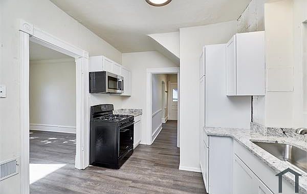 1st image of 7403 Commonwealth Ave