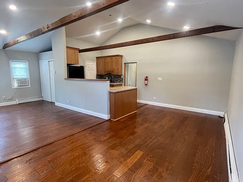 1st image of 281 Norwood Ave