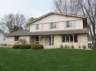 5542 Birch View Rd, Racine, WI 53402