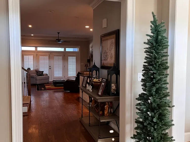 824 Kestrel Dr — Photo 3