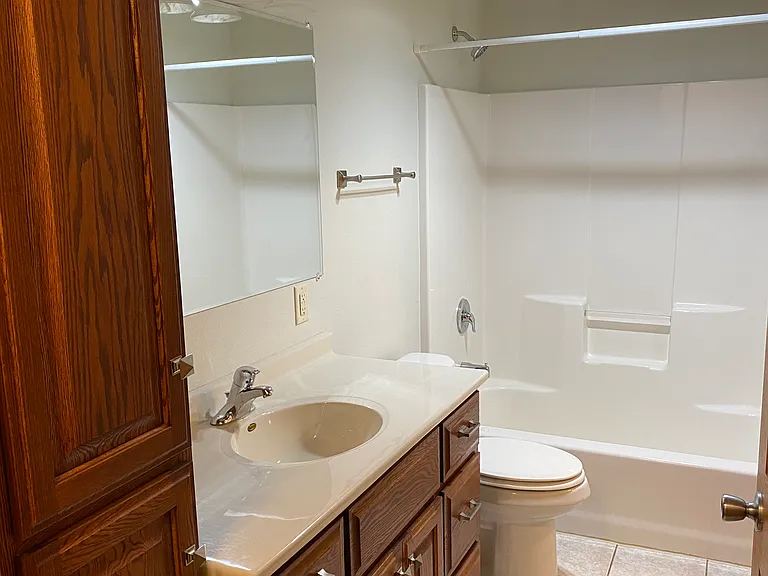 1410 S Lighthouse Pl — Photo 9