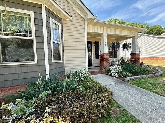 2nd image of 192 E Moss Creek Dr