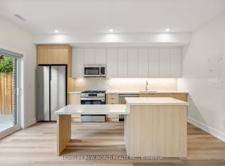 43 Batavia Ave #6, Toronto, ON M6N 4A1