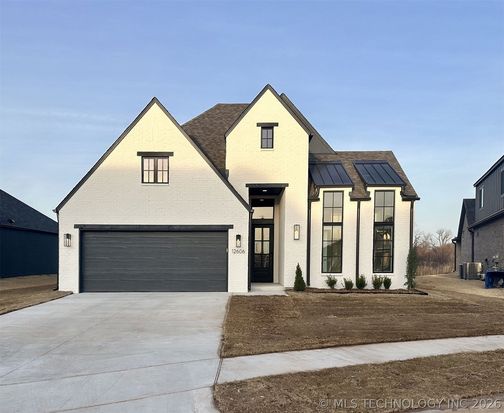 12606 S Darlington Ave, Bixby, OK 74008