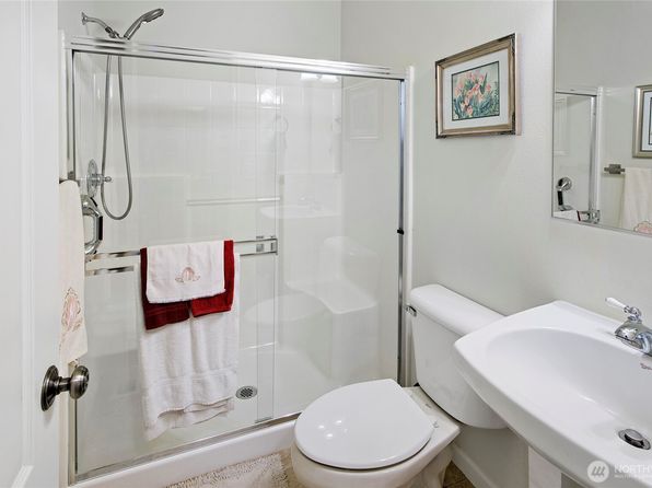 19809 Ash Crest Loop NE, Poulsbo, WA 98370