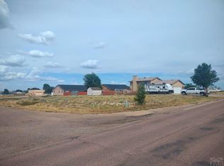 711 E Hahns Peak Ave, Pueblo, CO 81007