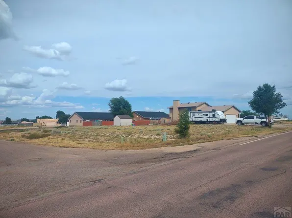 711 E Hahns Peak Ave, Pueblo, CO 81007