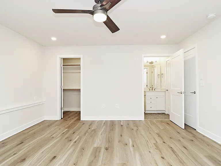 5057 Mary Jackson Ct #B — Photo 11