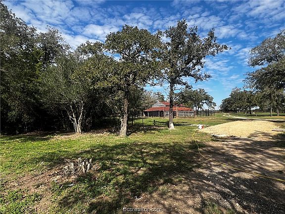 4th image of 6560 County Road 130